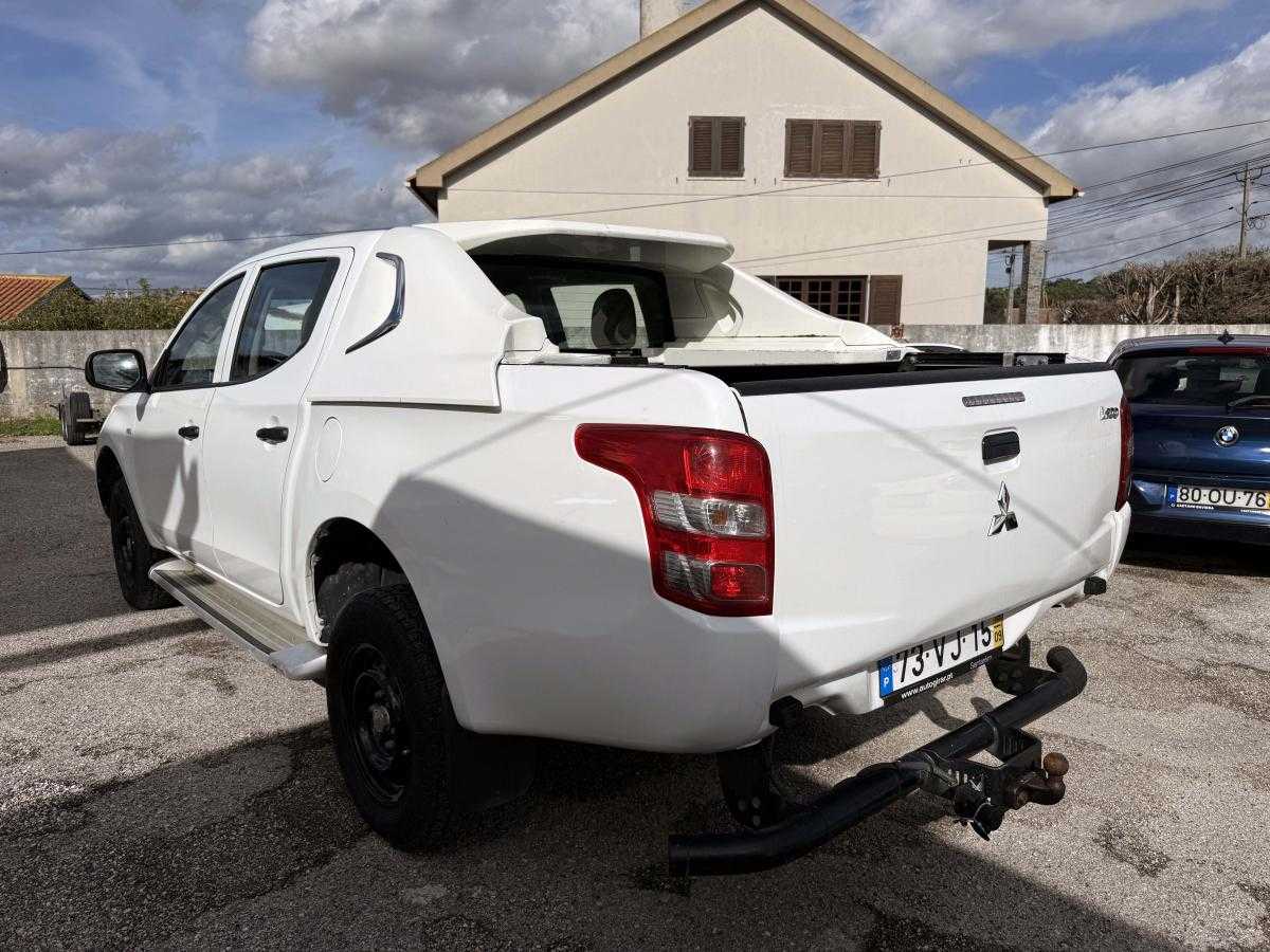 mitsubishi-l200-2018-diesel-2442cc