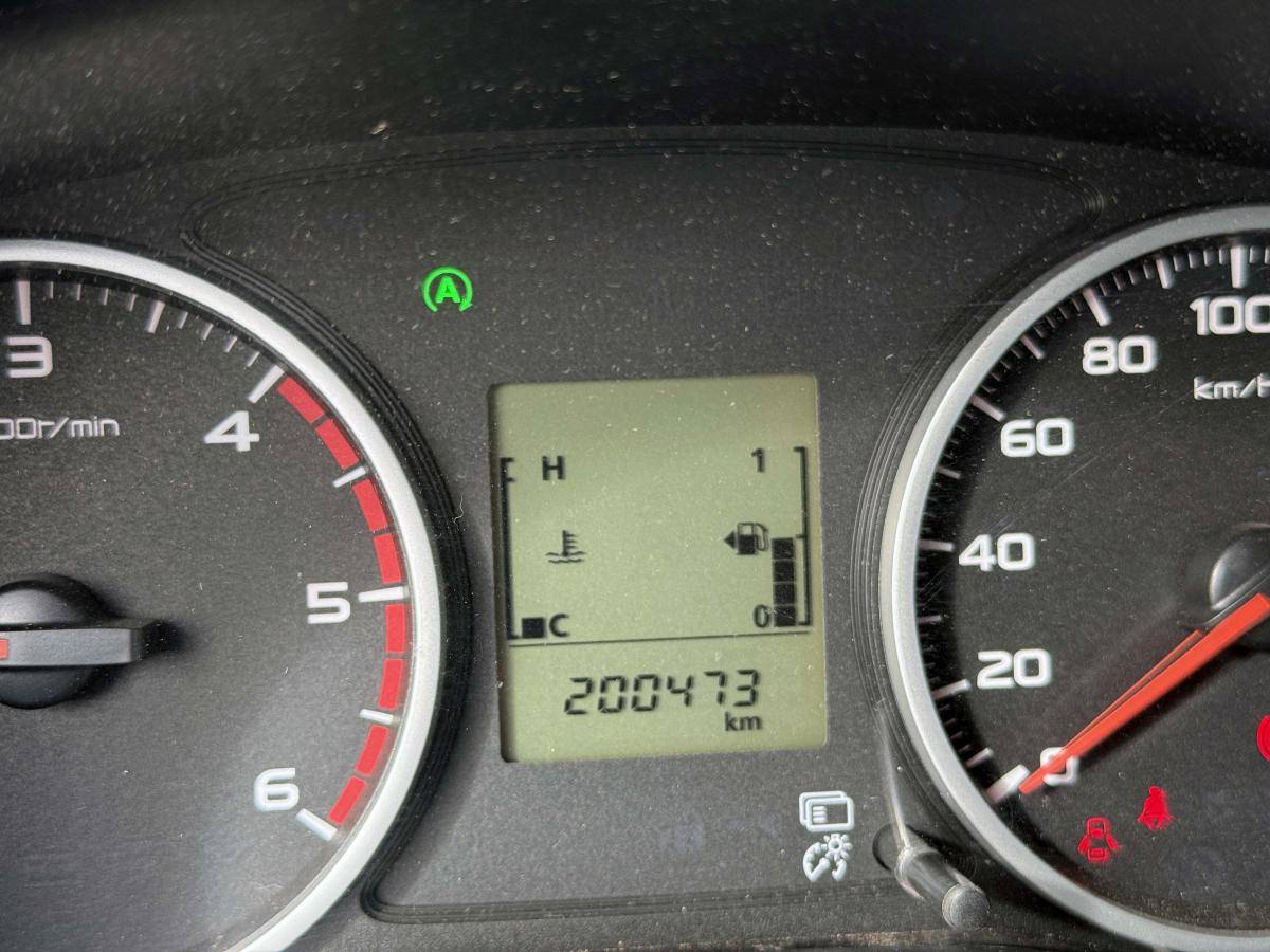 mitsubishi-l200-2018-diesel-2442cc