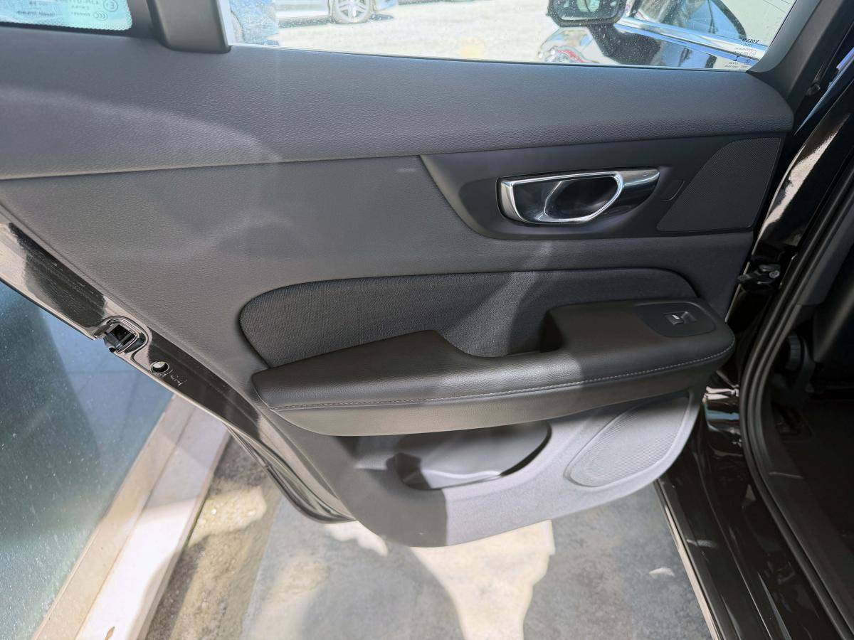 volvo-v60-2019-hibrido-a-gasolina-1969cc