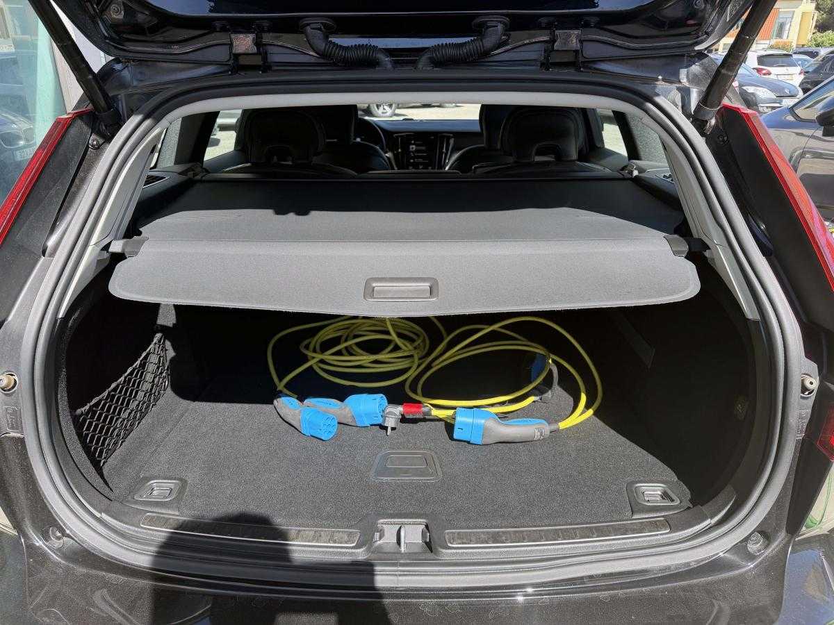 volvo-v60-2019-hibrido-a-gasolina-1969cc