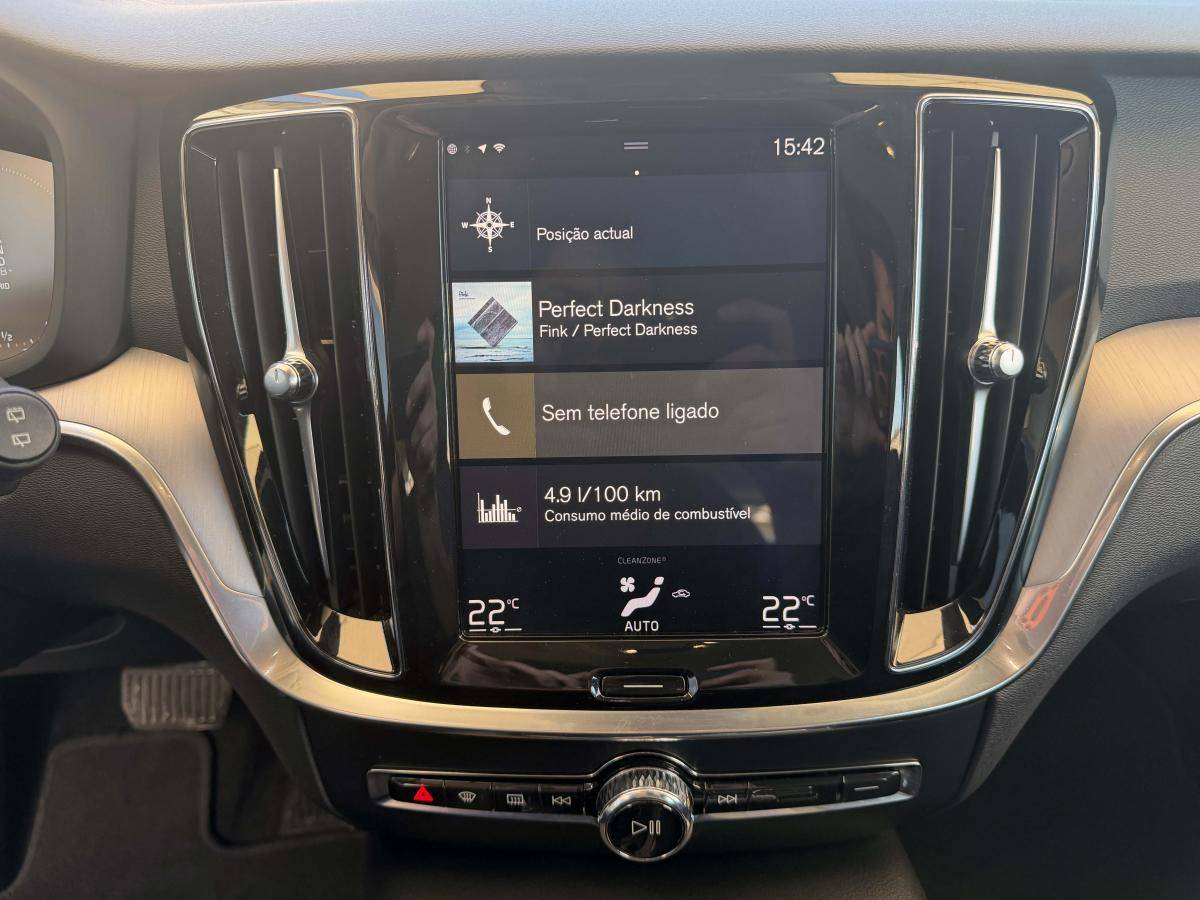 volvo-v60-2019-hibrido-a-gasolina-1969cc