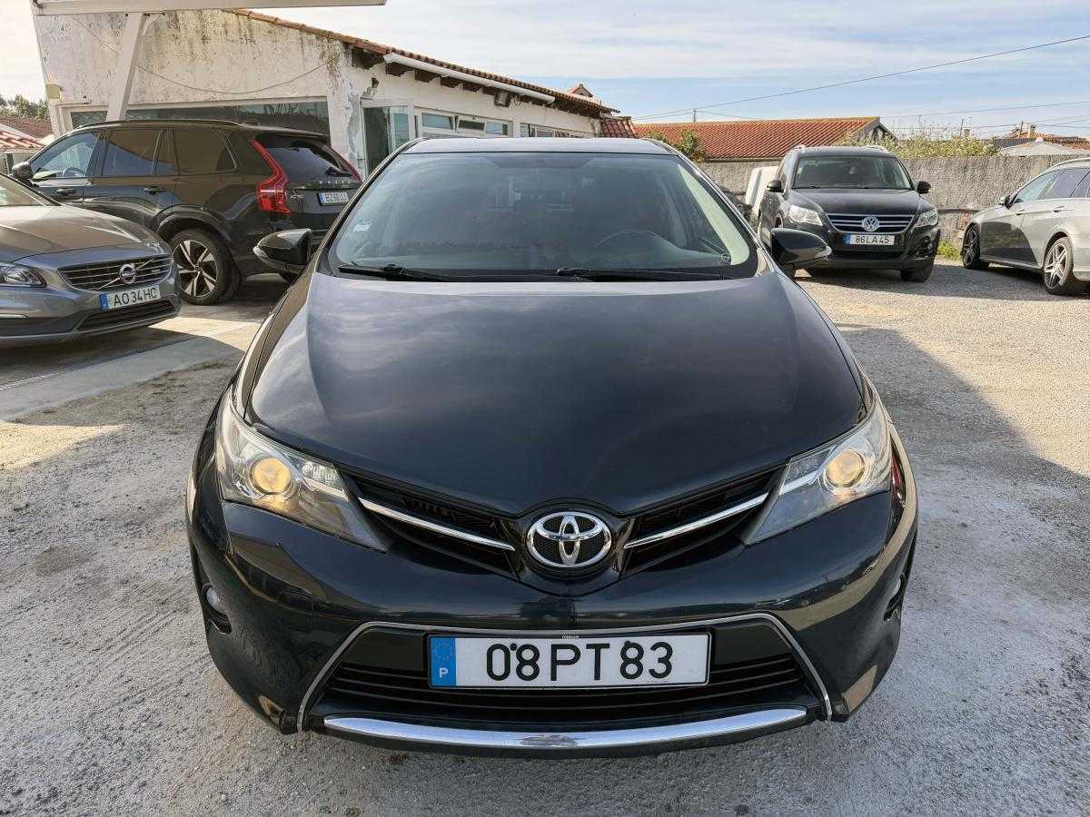toyota-auris-2015-diesel-1364cc