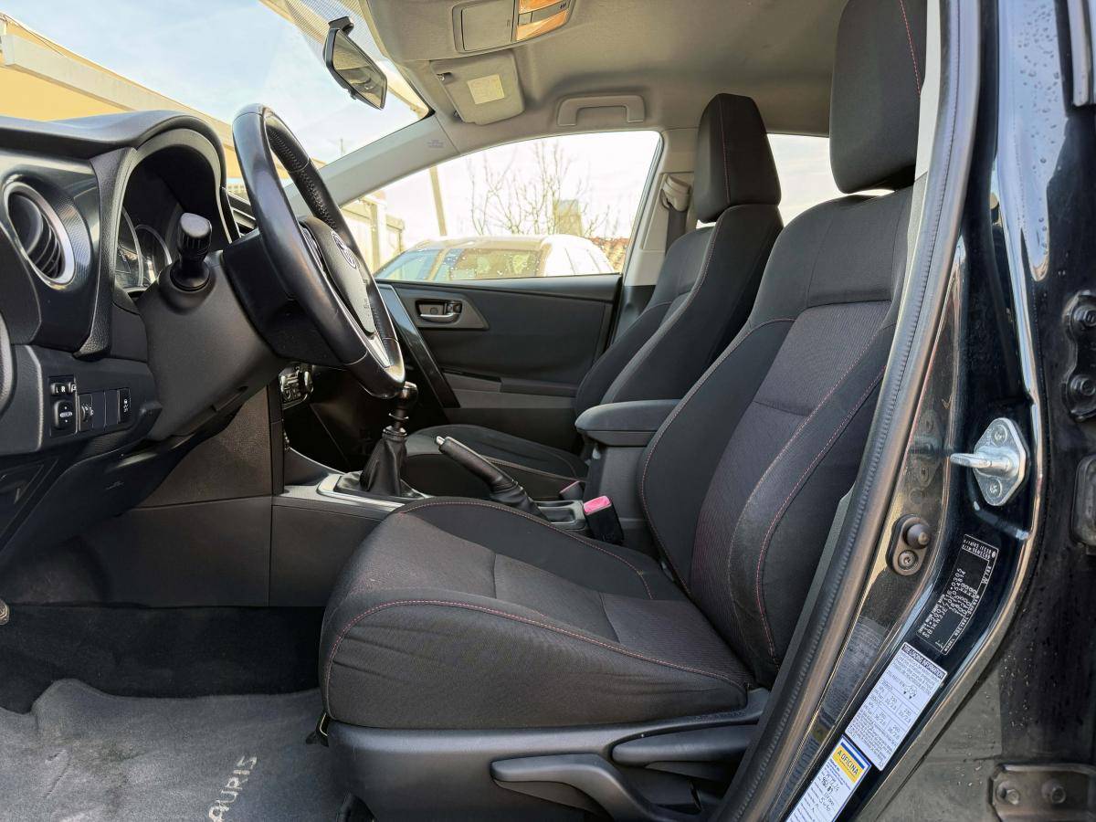 toyota-auris-2015-diesel-1364cc