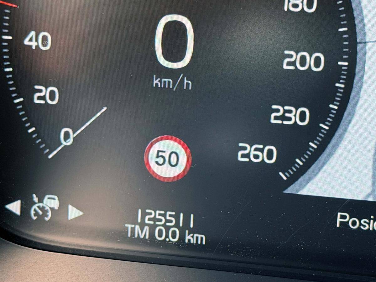 volvo-v90-2017-diesel-1969cc
