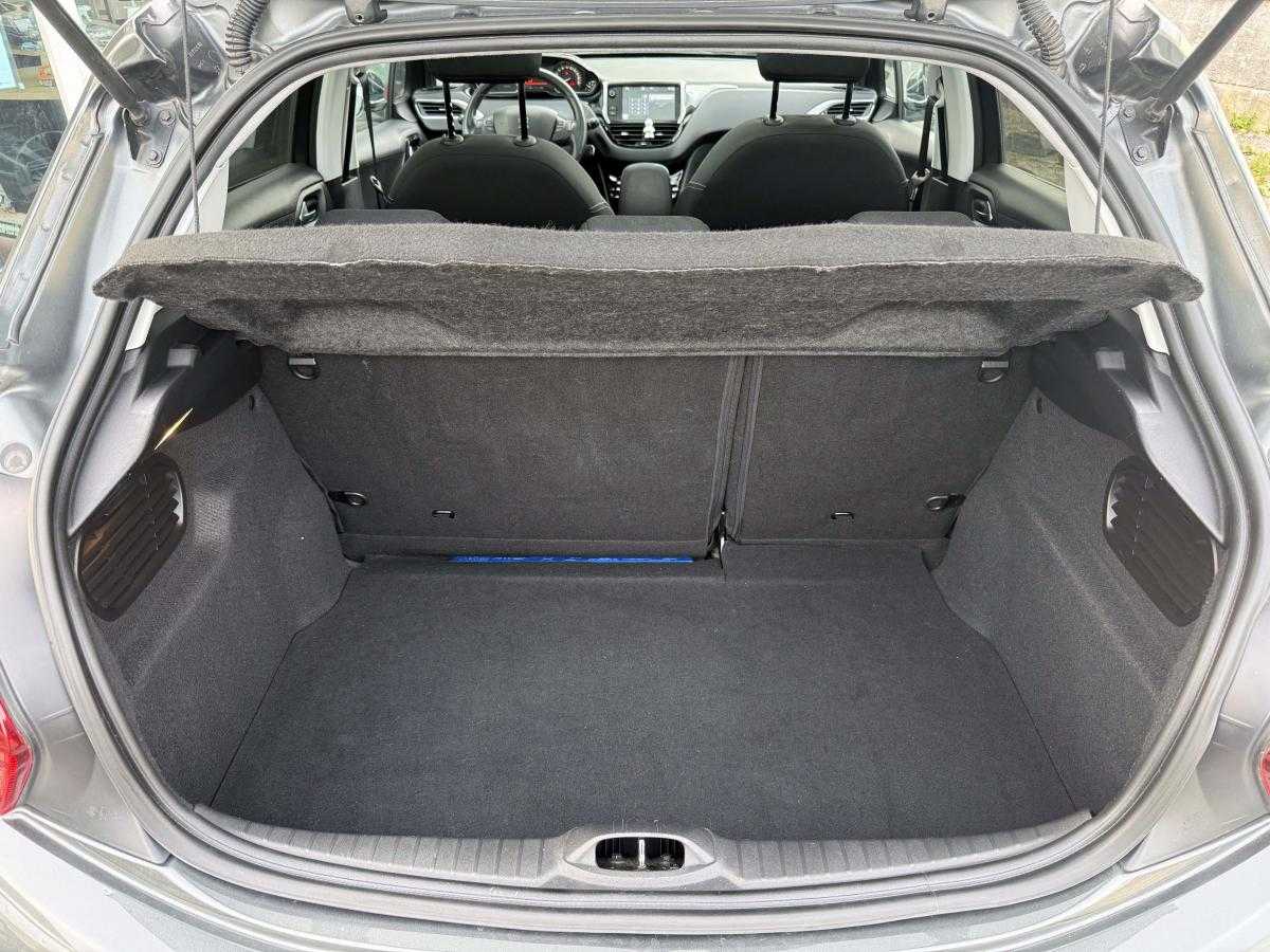 peugeot-208-2017-diesel-1560cc