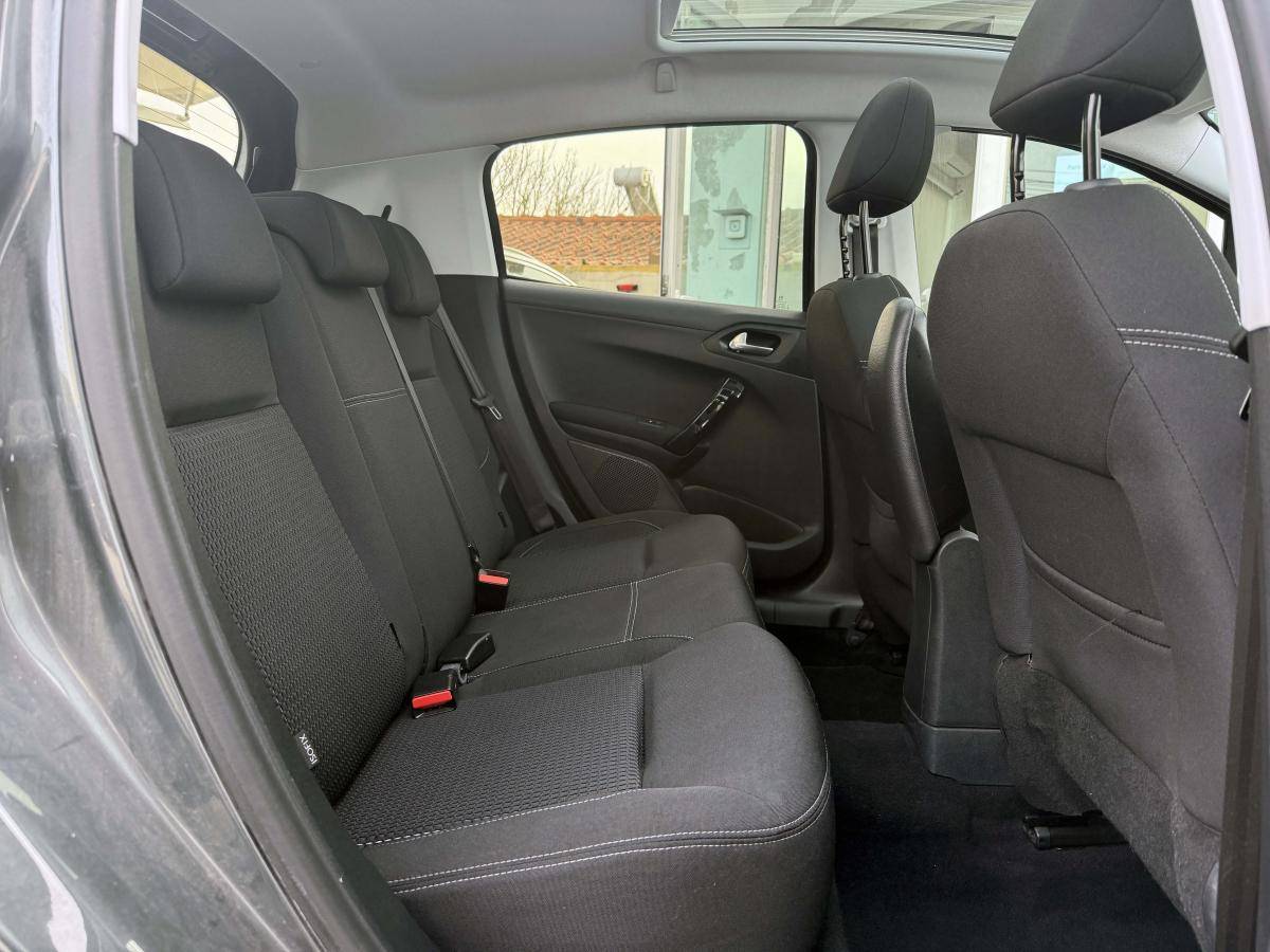 peugeot-208-2017-diesel-1560cc