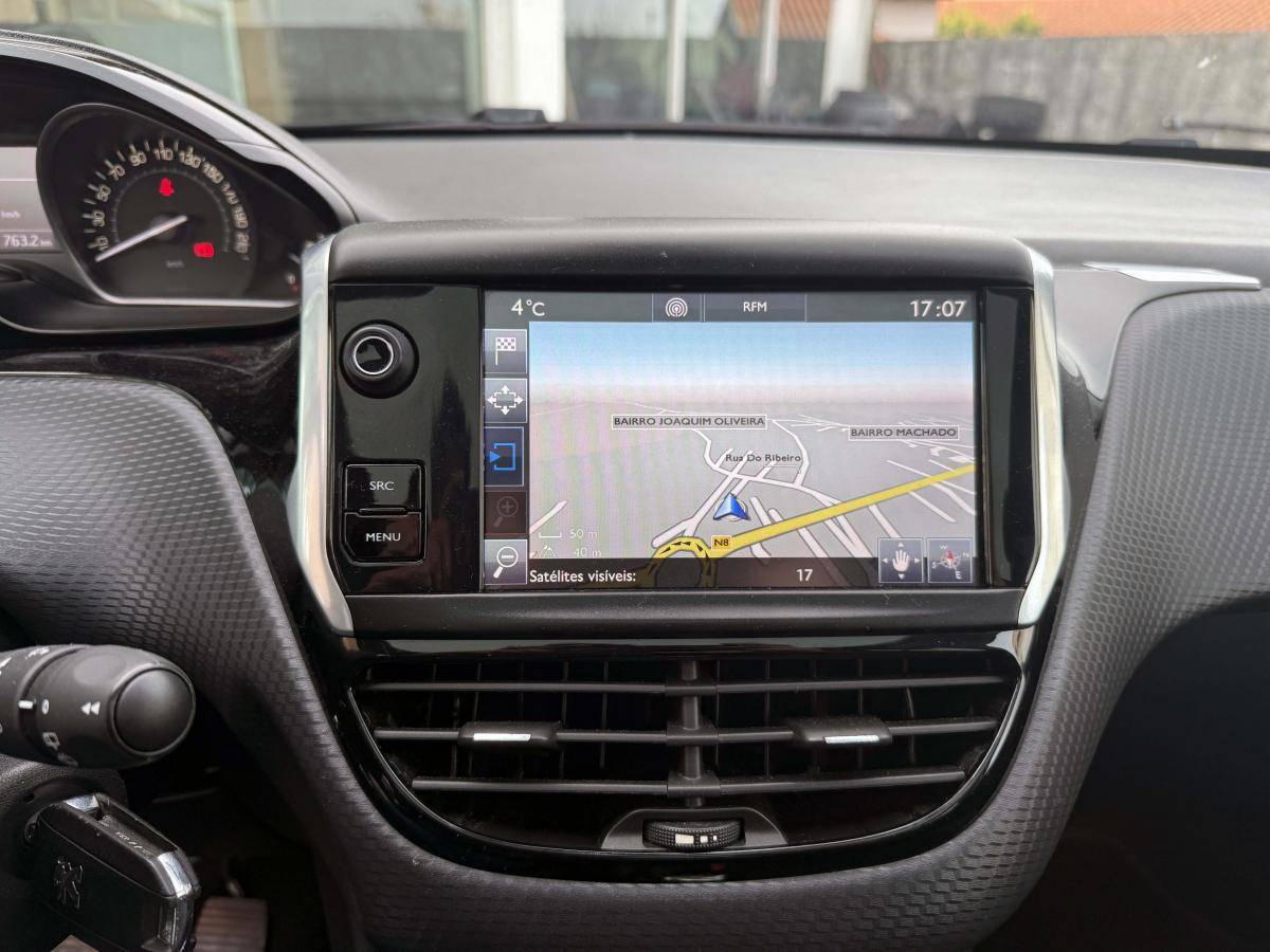 peugeot-208-2017-diesel-1560cc
