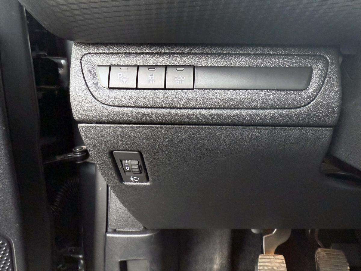 peugeot-208-2017-diesel-1560cc
