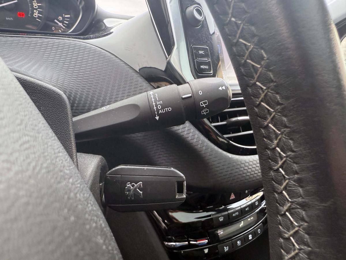 peugeot-208-2017-diesel-1560cc