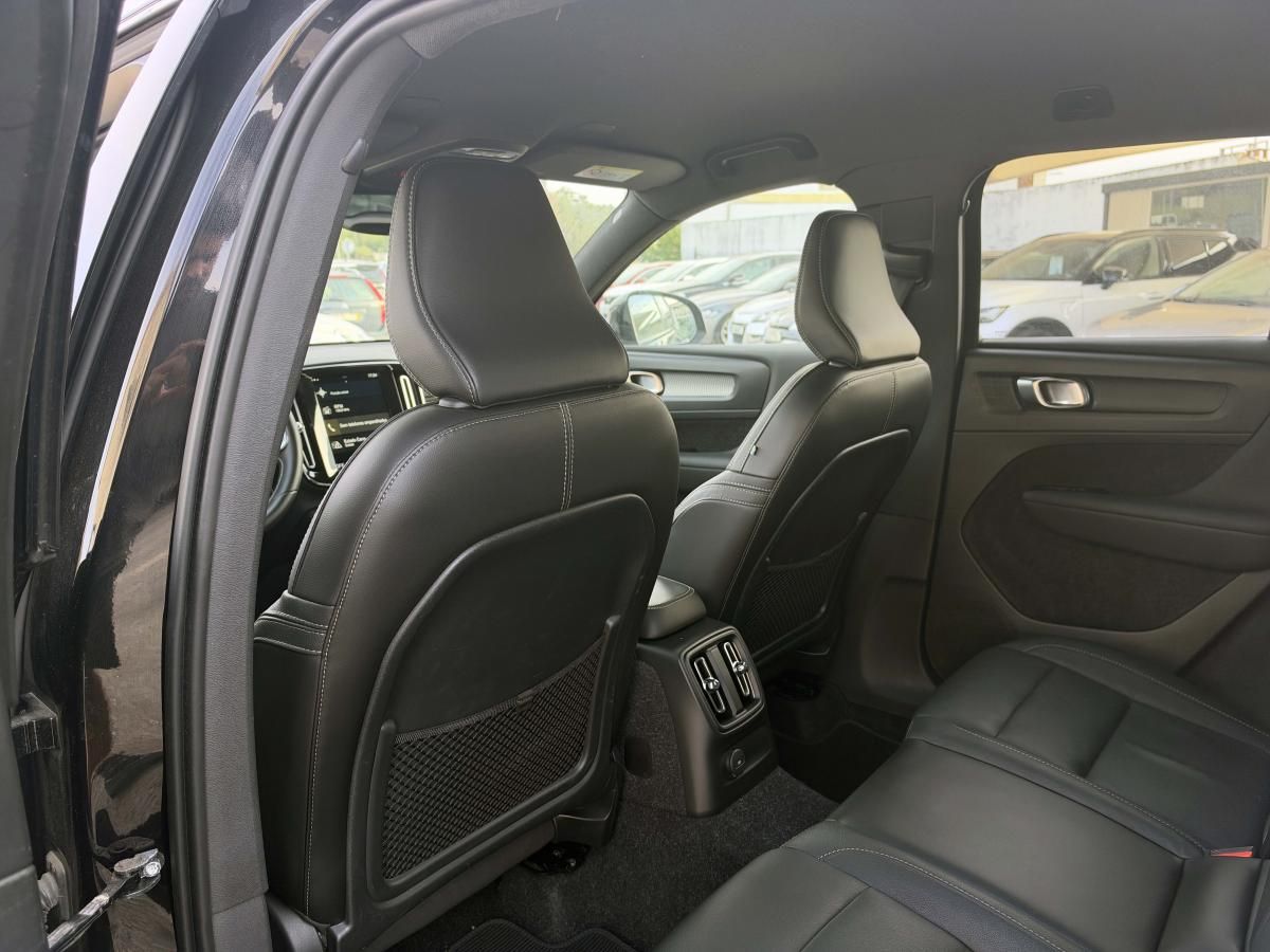 volvo-xc40-2021-hibrido-a-gasolina-1477cc
