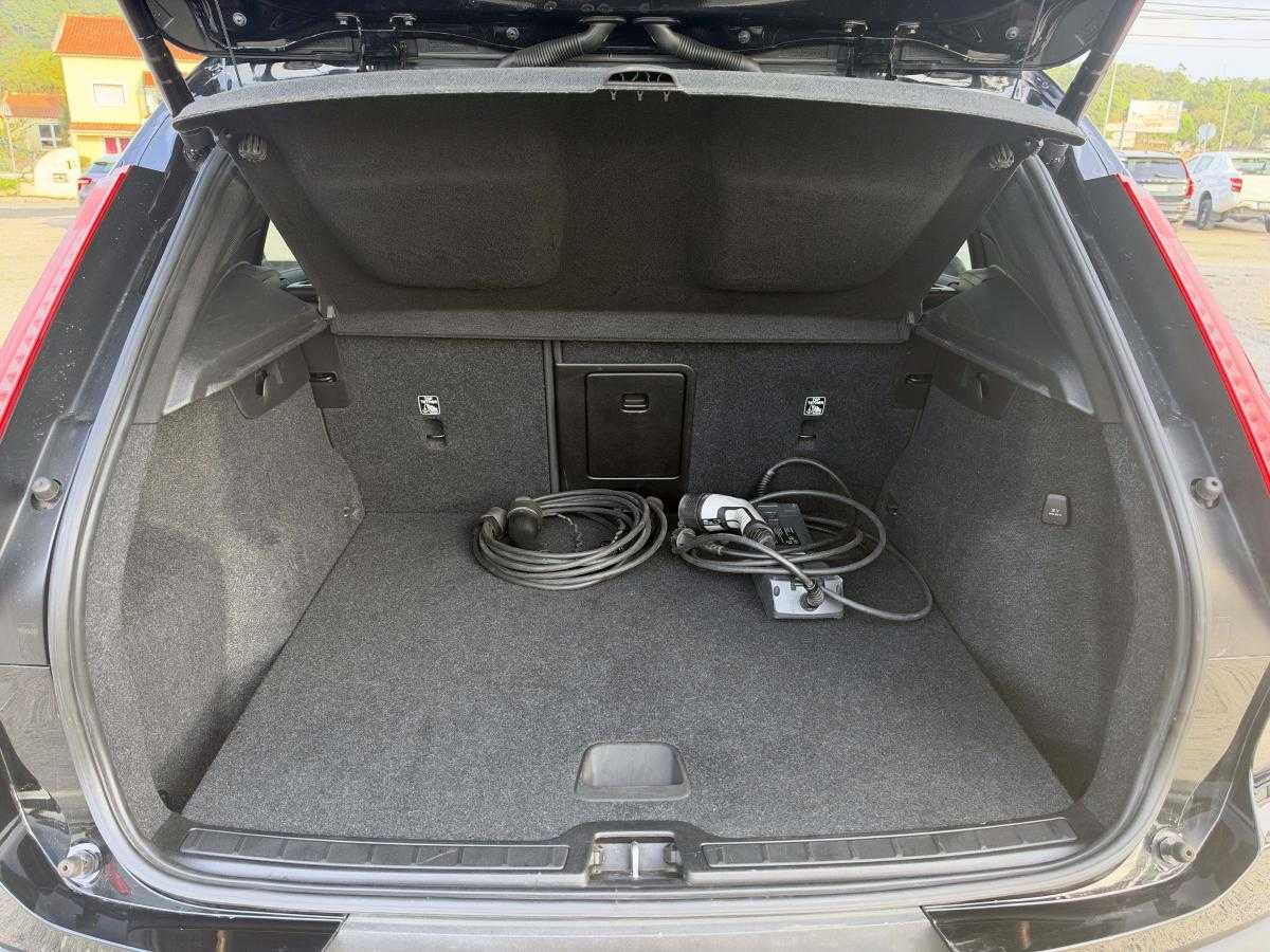volvo-xc40-2021-hibrido-a-gasolina-1477cc