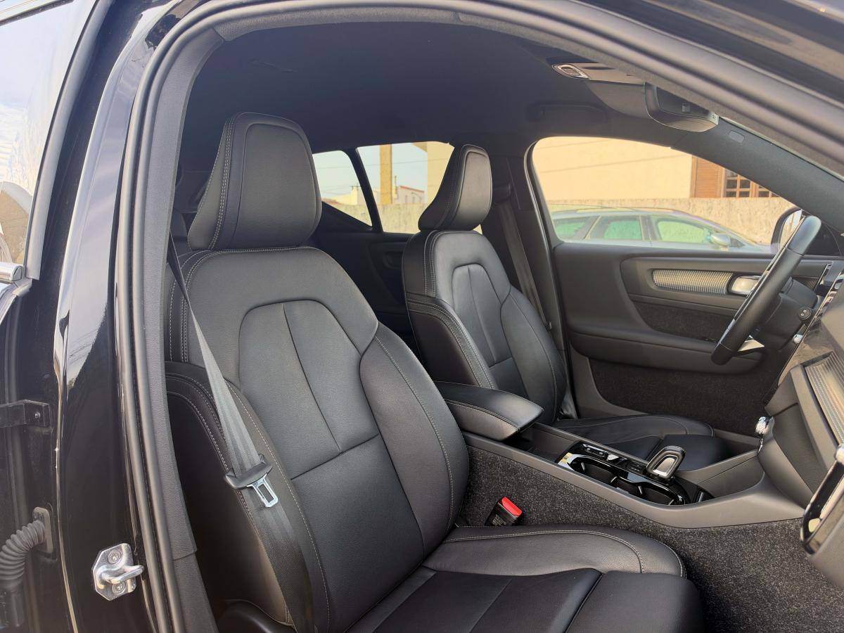 volvo-xc40-2021-hibrido-a-gasolina-1477cc