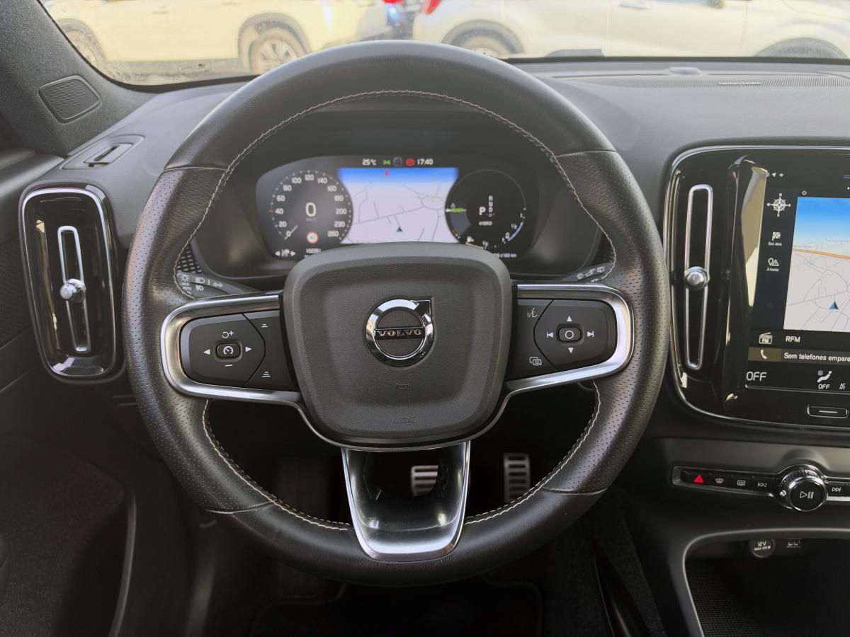 volvo-xc40-2021-hibrido-a-gasolina-1477cc
