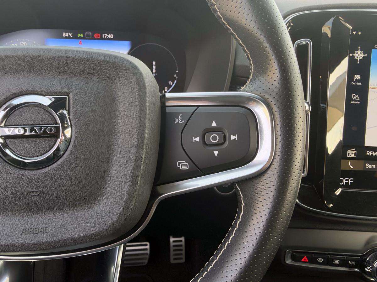 volvo-xc40-2021-hibrido-a-gasolina-1477cc