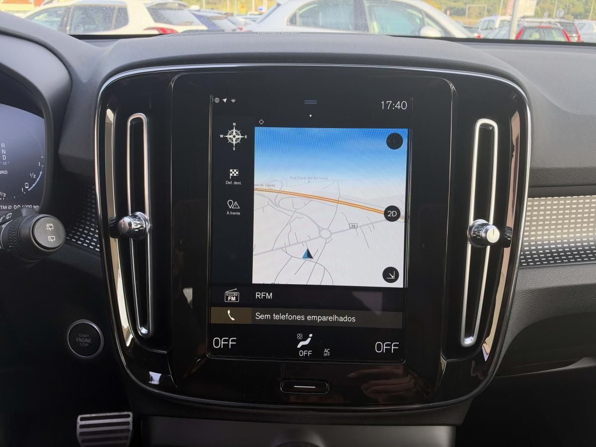 volvo-xc40-2021-hibrido-a-gasolina-1477cc