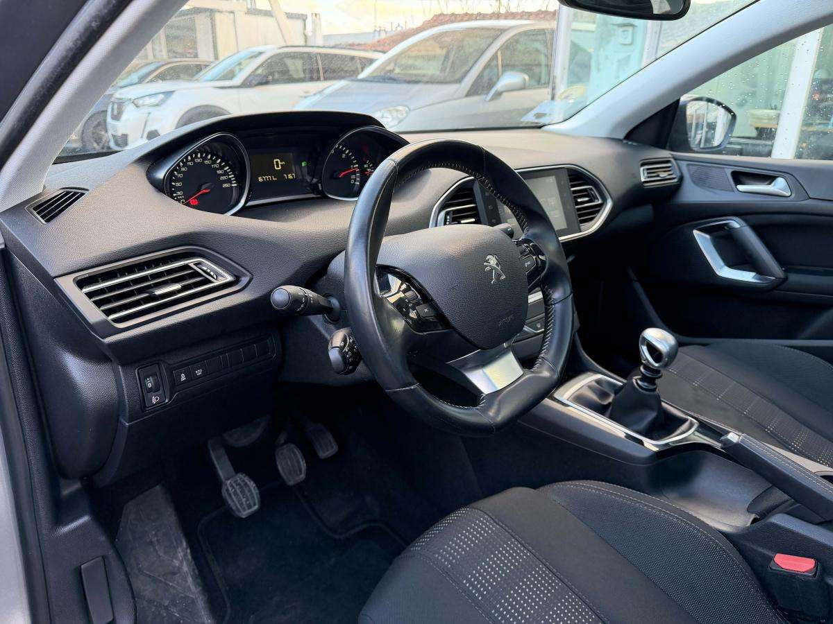 peugeot-308-2017-diesel-1560cc