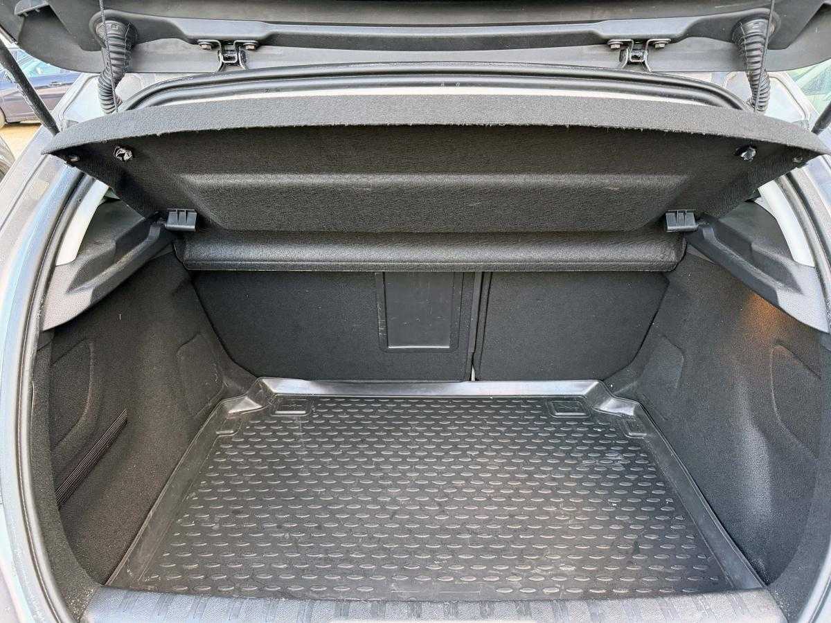 peugeot-308-2017-diesel-1560cc