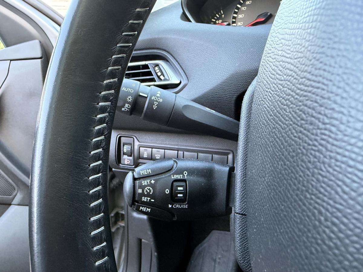 peugeot-308-2017-diesel-1560cc