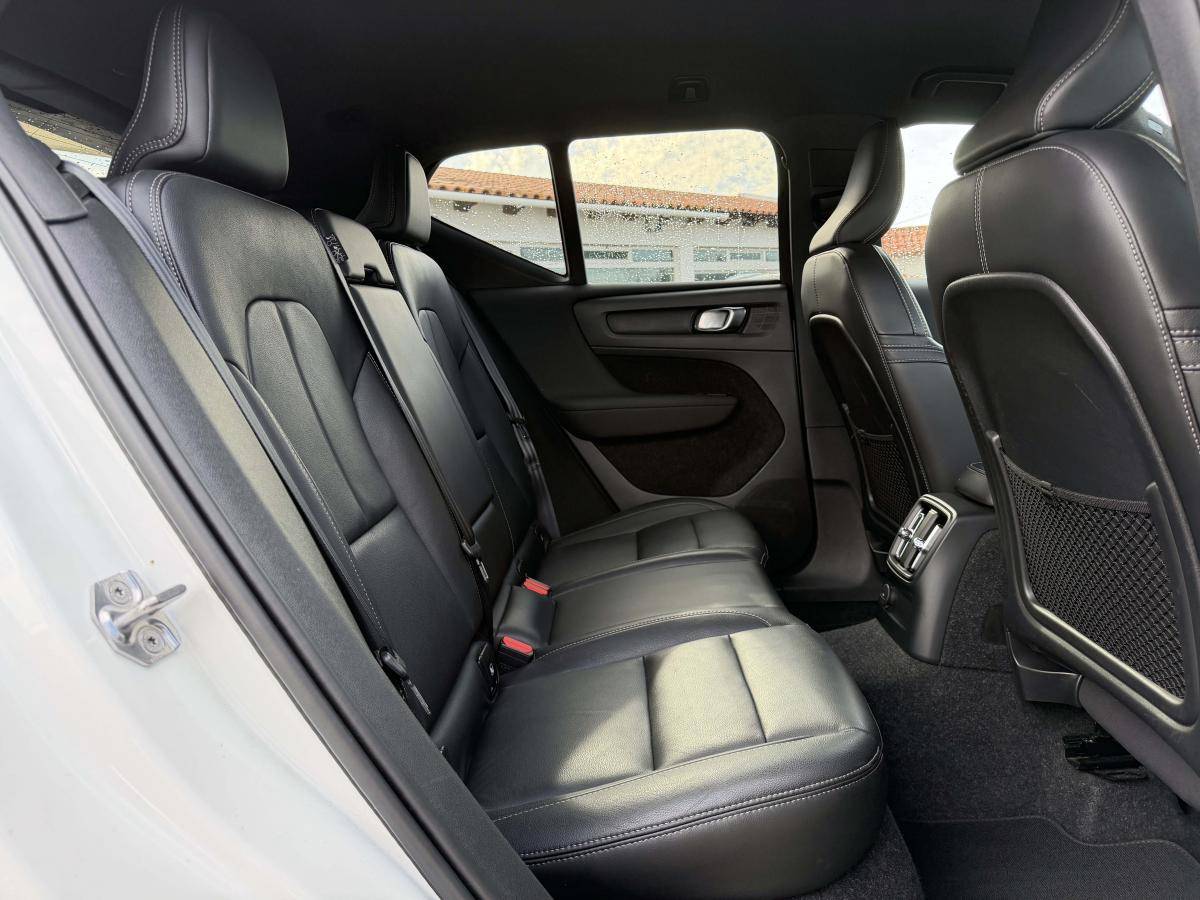 volvo-xc40-2020-hibrido-a-gasolina-1477cc