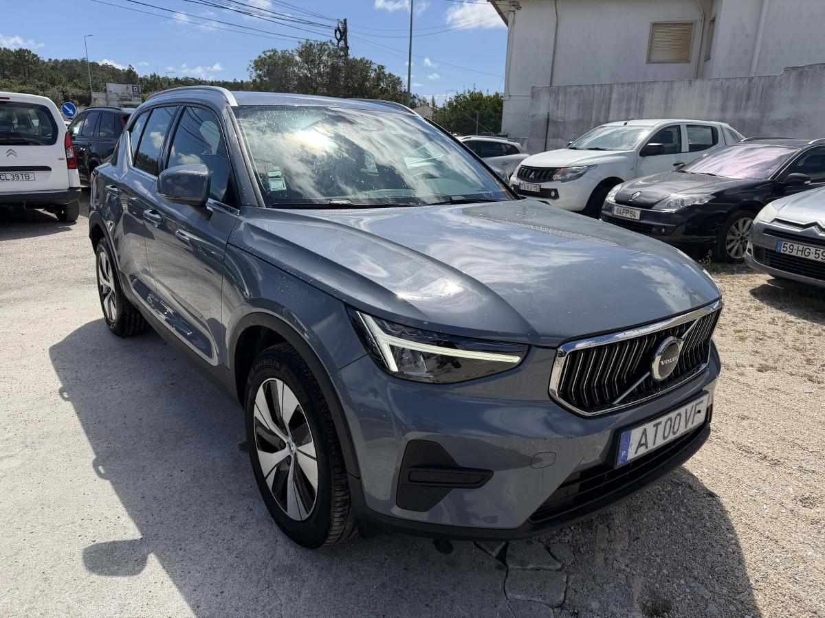 volvo-xc40-2022-hibrido-a-gasolina-1477cc