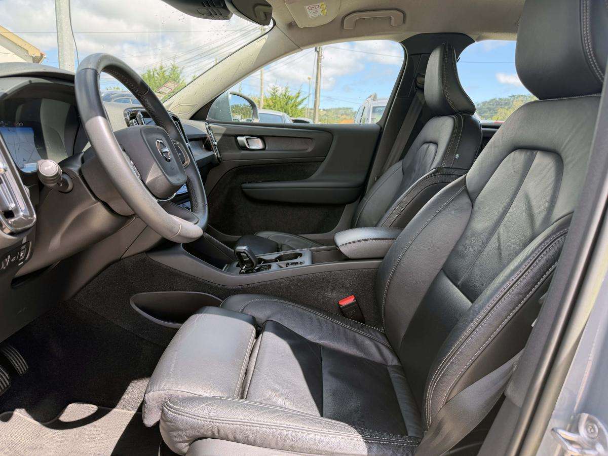 volvo-xc40-2022-hibrido-a-gasolina-1477cc
