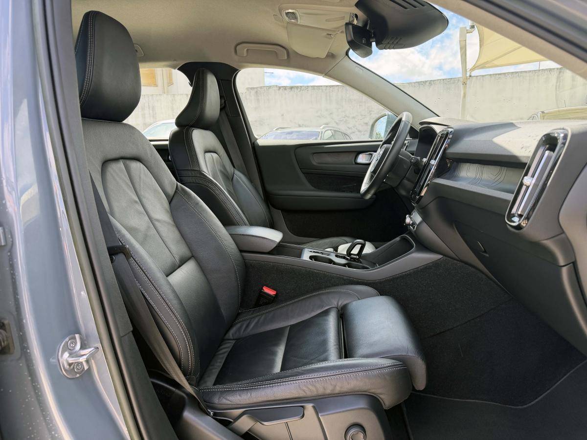volvo-xc40-2022-hibrido-a-gasolina-1477cc