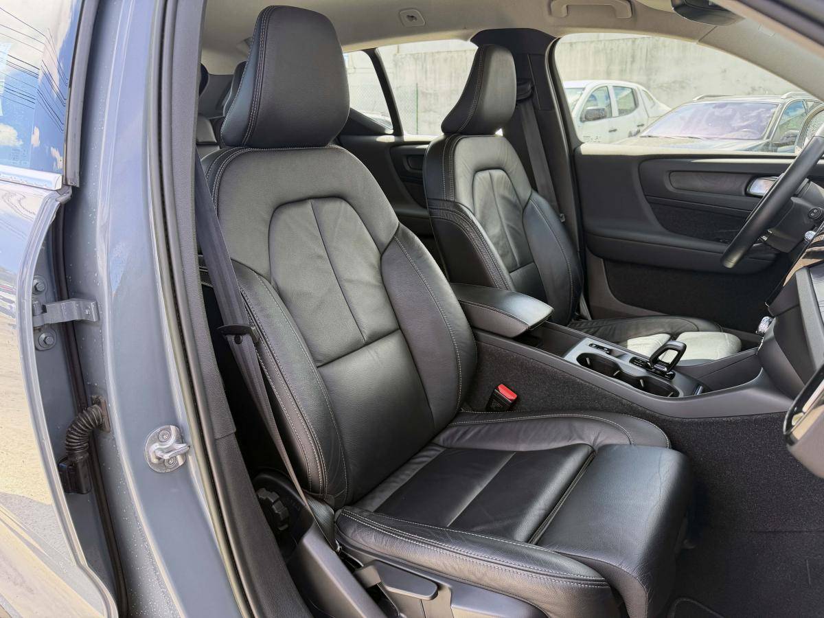 volvo-xc40-2022-hibrido-a-gasolina-1477cc