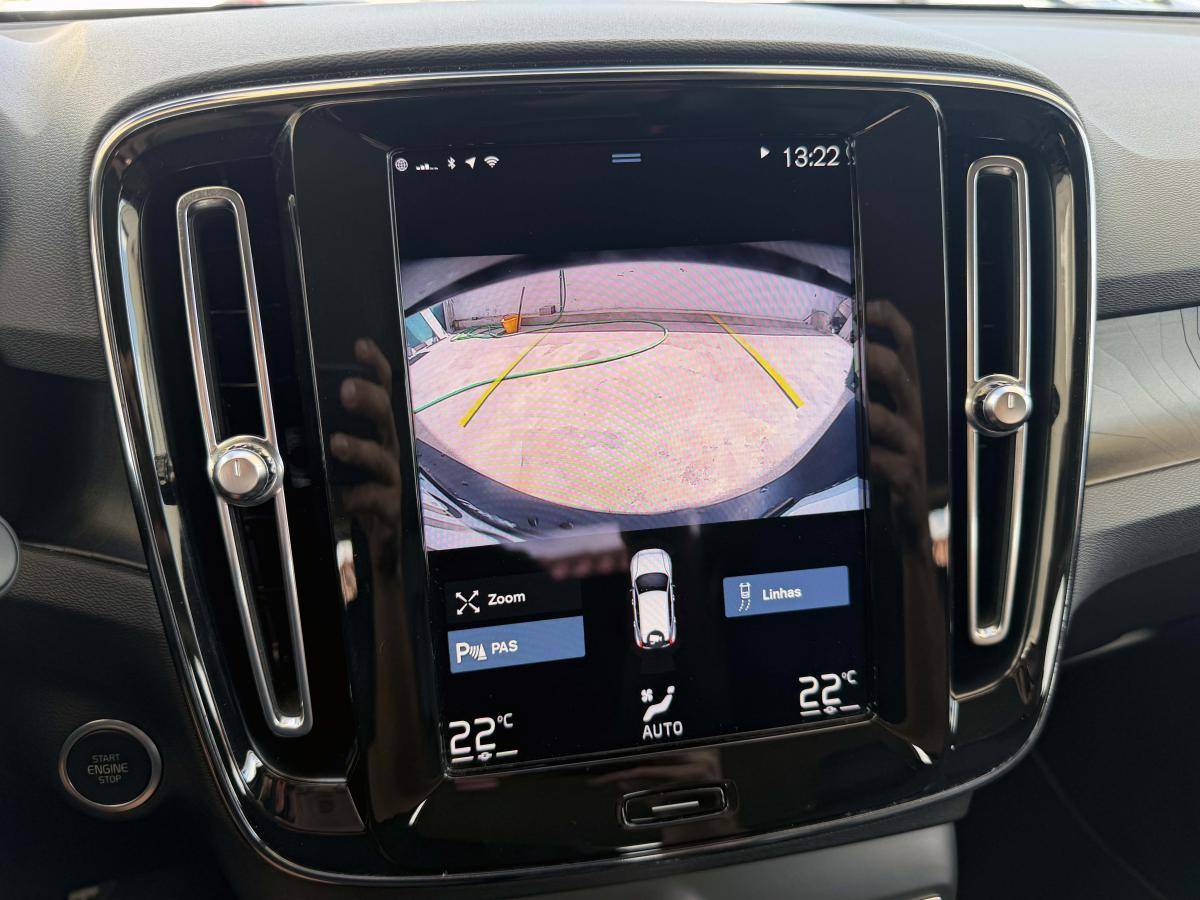 volvo-xc40-2022-hibrido-a-gasolina-1477cc