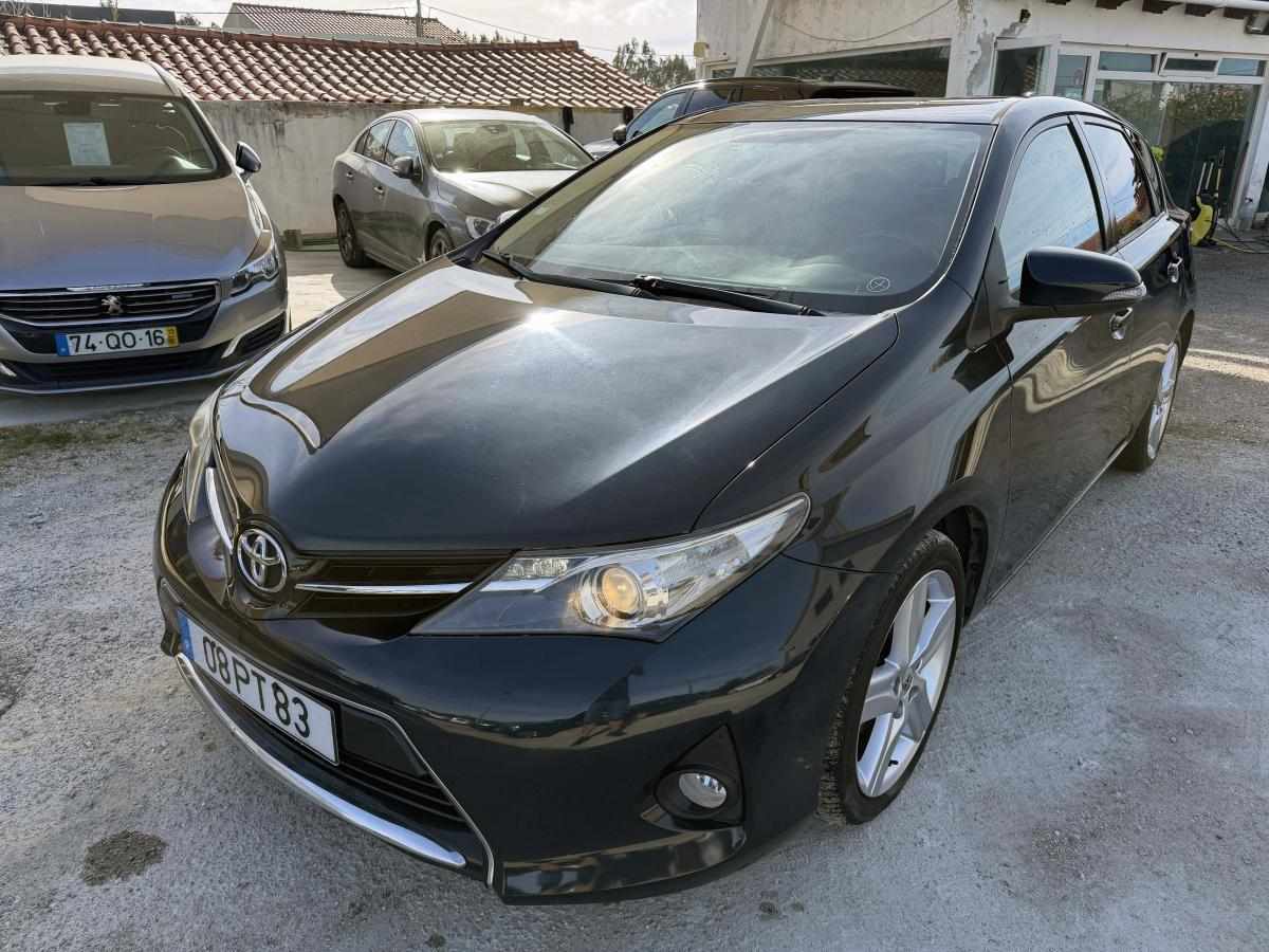 toyota-auris-2015-diesel-1364cc