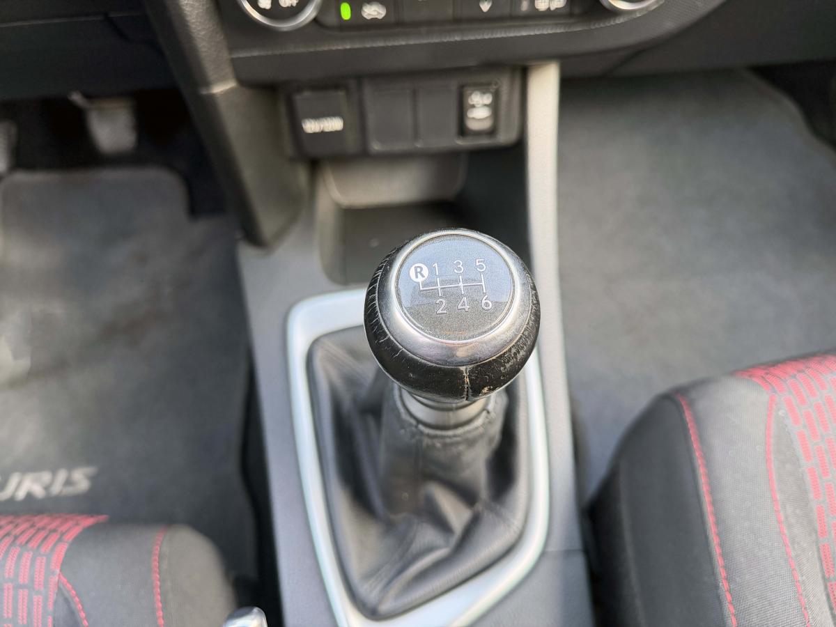 toyota-auris-2015-diesel-1364cc