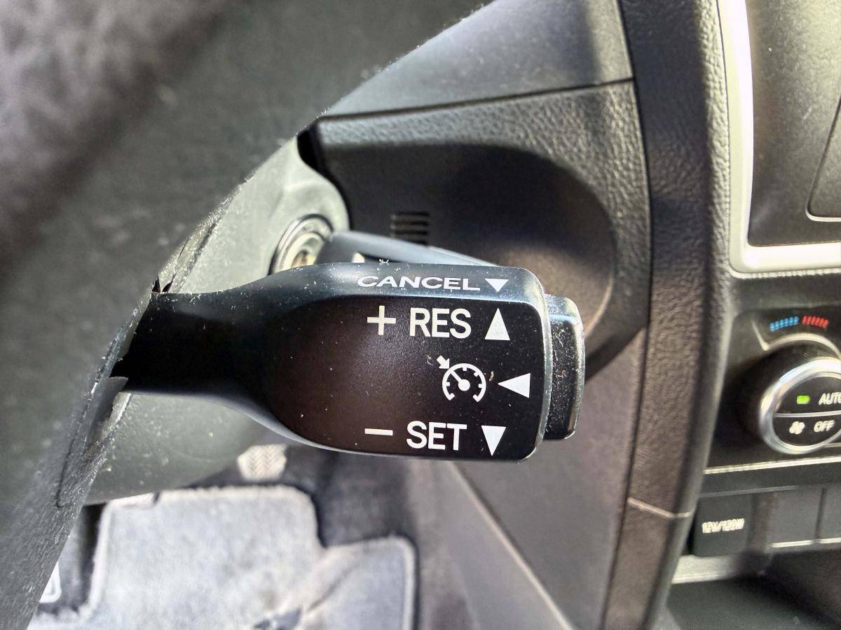 toyota-auris-2015-diesel-1364cc