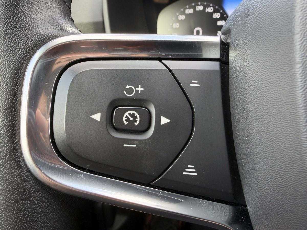 volvo-xc40-2020-hibrido-a-gasolina-1477cc