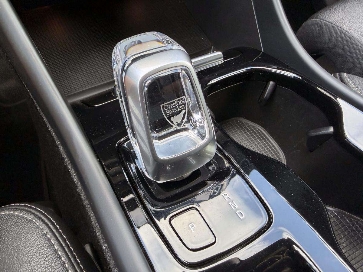 volvo-xc40-2020-hibrido-a-gasolina-1477cc
