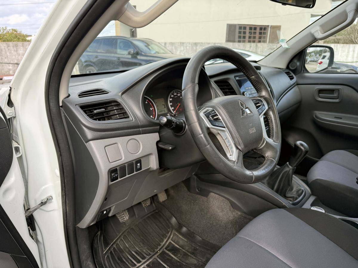 mitsubishi-l200-2018-diesel-2442cc