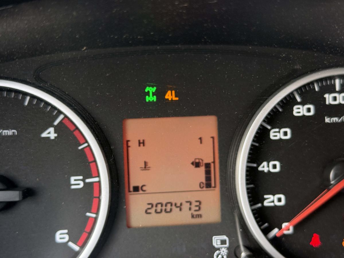 mitsubishi-l200-2018-diesel-2442cc