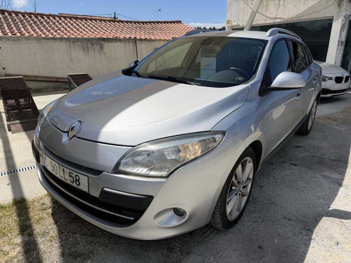 renault-megane-sport-tourer-2011-diesel-1461cc