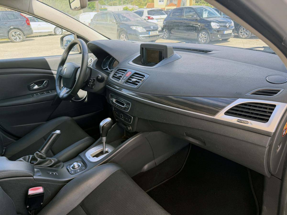 renault-megane-sport-tourer-2011-diesel-1461cc