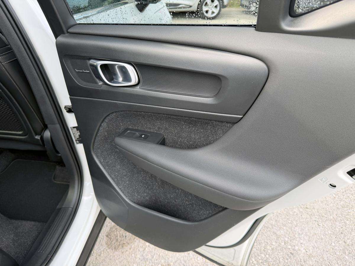 volvo-xc40-2020-hibrido-a-gasolina-1477cc