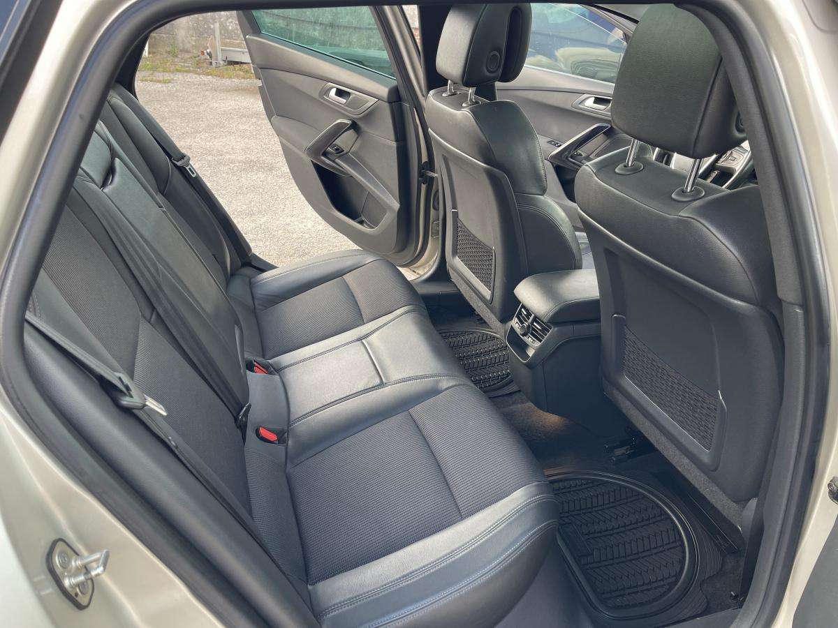 peugeot-508-sw-2011-diesel-1560cc