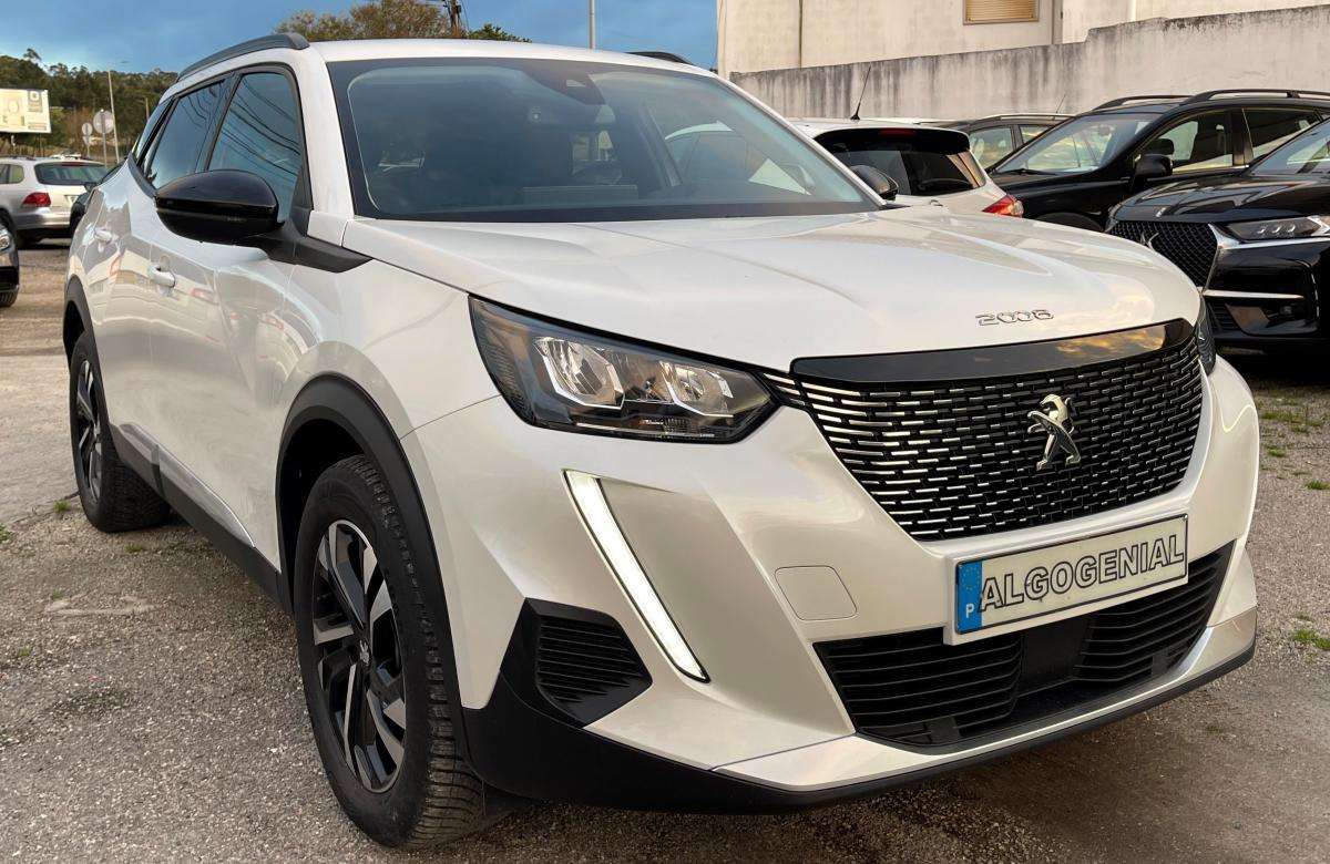 peugeot-2008-2022-diesel-1499cc