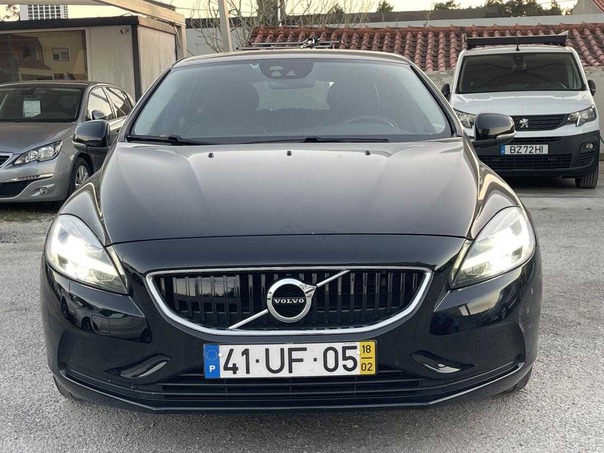 volvo-v40-2018-diesel-1969cc