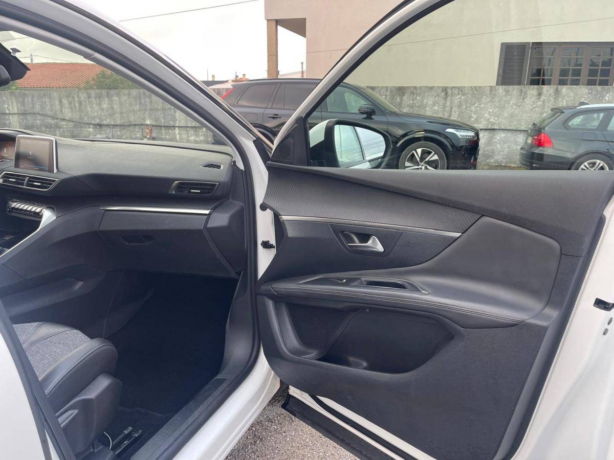 peugeot-3008-2017-diesel-1560cc