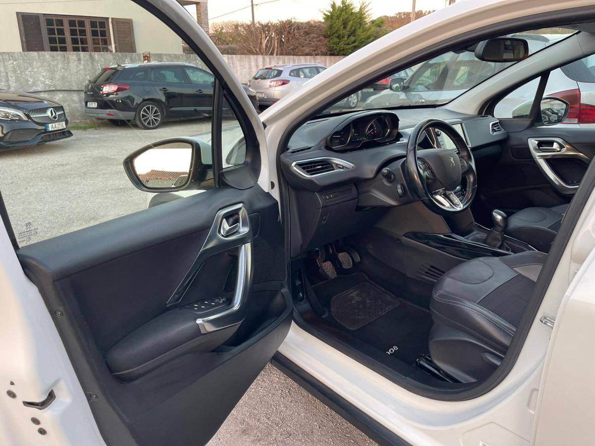 peugeot-2008-2016-diesel-1560cc