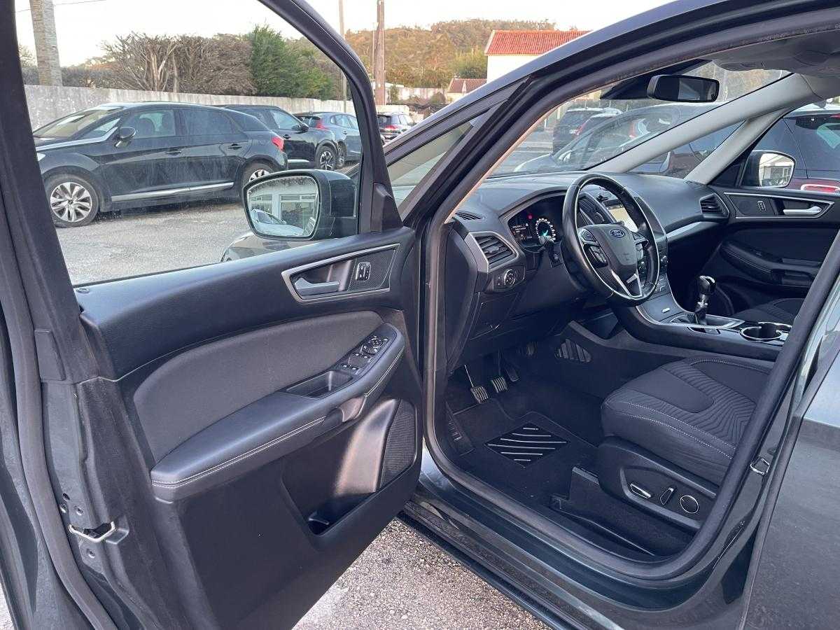 ford-s-max-2018-diesel-1998cc