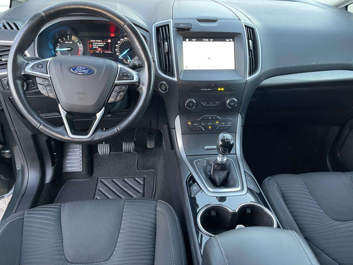 ford-s-max-2018-diesel-1998cc