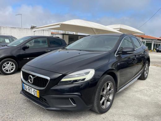 volvo-v40-cross-country-2016-diesel-1969cc
