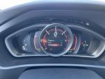 volvo-v40-cross-country-2016-diesel-1969cc