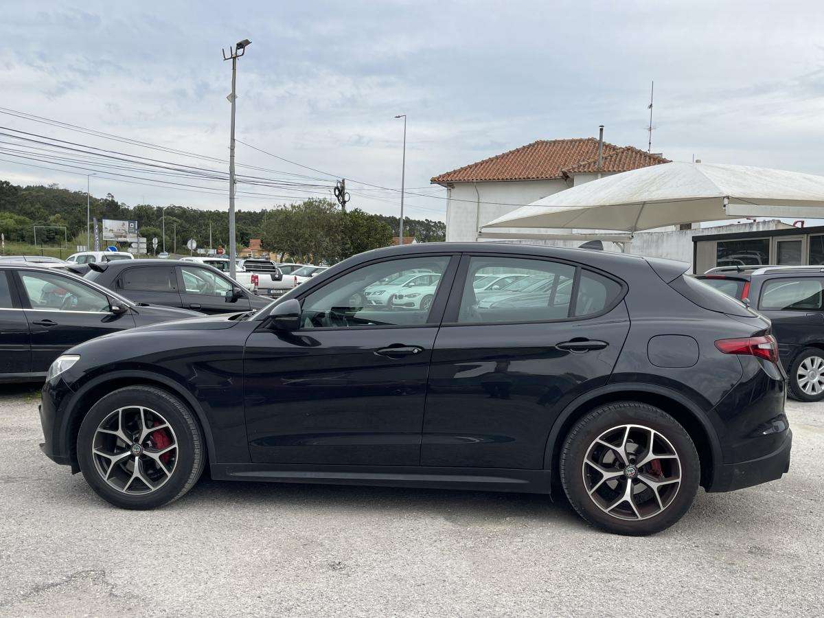 alfa-romeo-stelvio-2018-diesel-2143cc