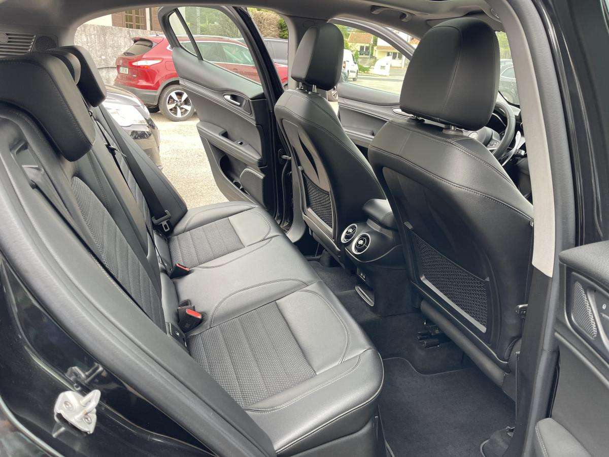 alfa-romeo-stelvio-2018-diesel-2143cc
