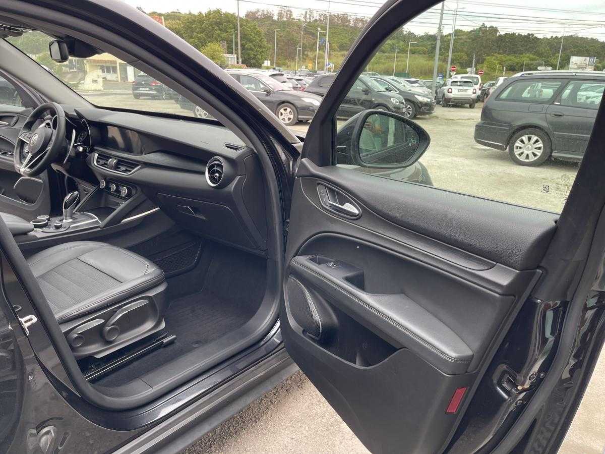 alfa-romeo-stelvio-2018-diesel-2143cc